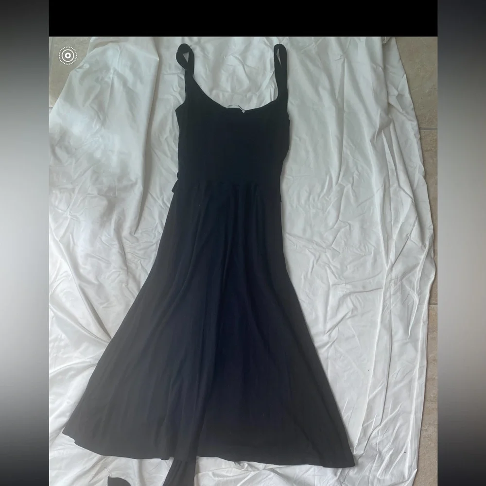 Reformation Dress Kaila Jersey Knit Midi Wrap - Picture 3 of 4